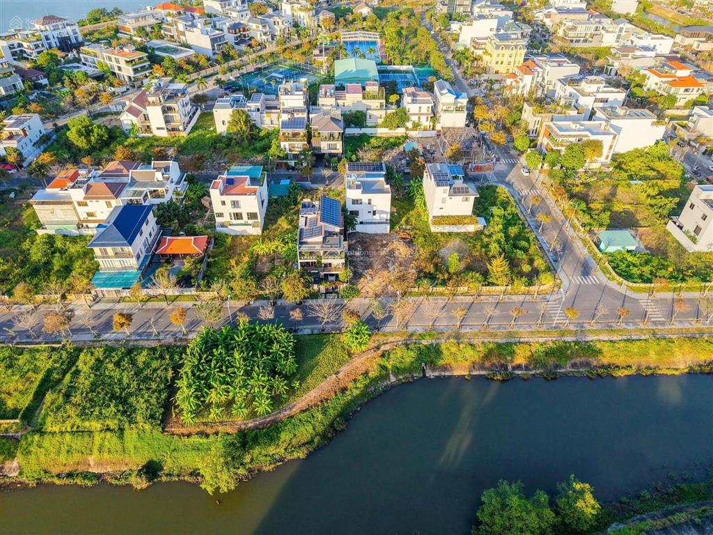 Sập giá! bán gấp lô tại euro village 2 chỉ 25 tỷ/300m2 vị trí đẹp.