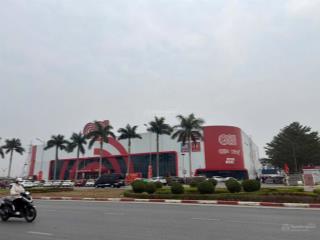 Cho thuê nhà mặt phố lạc long quân 1400m2, mặt tiền 15m, giá thuê 300tr, mọi mô hình kinh doanh
