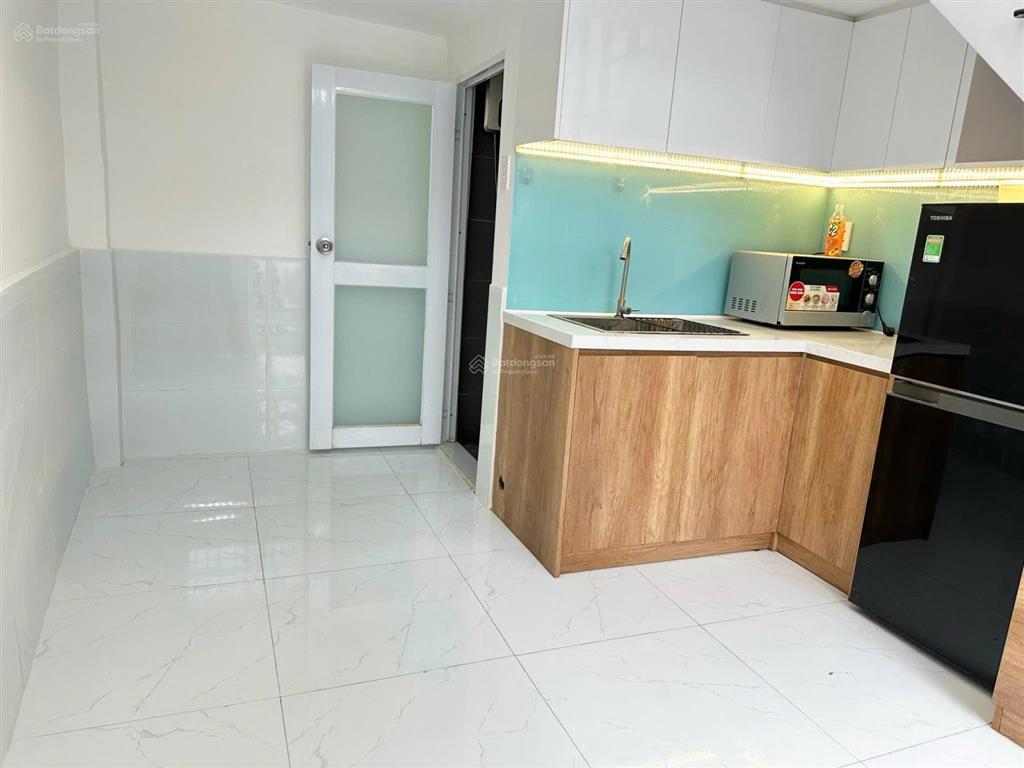 Bán nhà 3 tầng hẻm 107 ni sư huỳnh liên