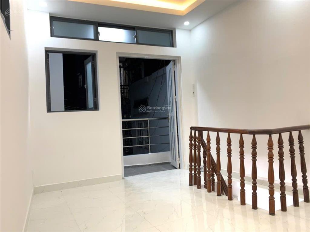 Cho thuê nhà 3 tầng ni sư huỳnh liên tân bình