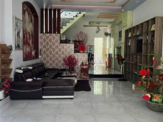 Hẻm vip xe hơi hòa bình ngay đầm sen 4x18 đúc 2 tầng giá chỉ 6.5 tỷ còn tl