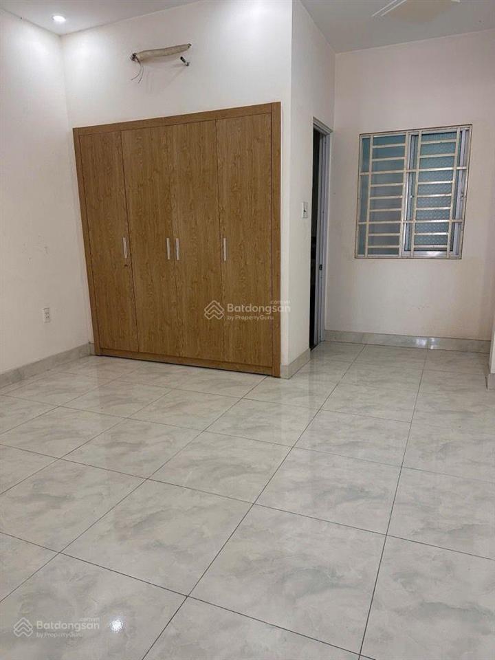 Bán nhà khu vip trần văn ơn 4x11 40m2 trệt lầu đúc nhà còn đẹp giá 4 tỷ xíu