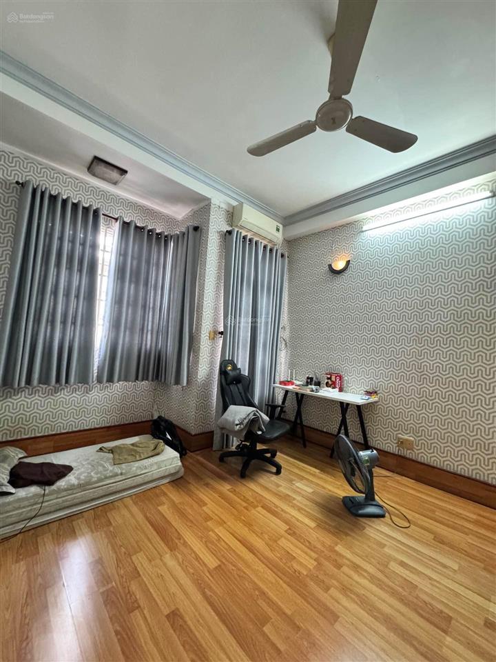 Bán nhà khu vip tô hiệu 4x13 trệt 3 lầu đúc nhà đẹp giá 4,9 tỷ còn tl