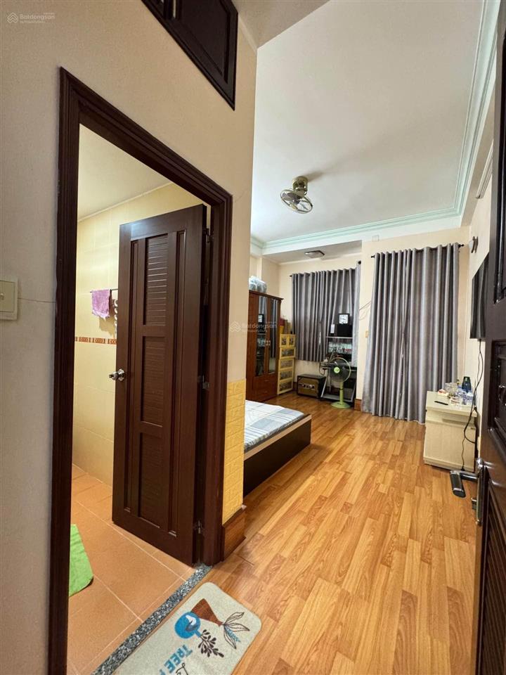 Bán nhà khu vip tô hiệu 4x13 trệt 3 lầu đúc nhà đẹp giá 4,9 tỷ còn tl