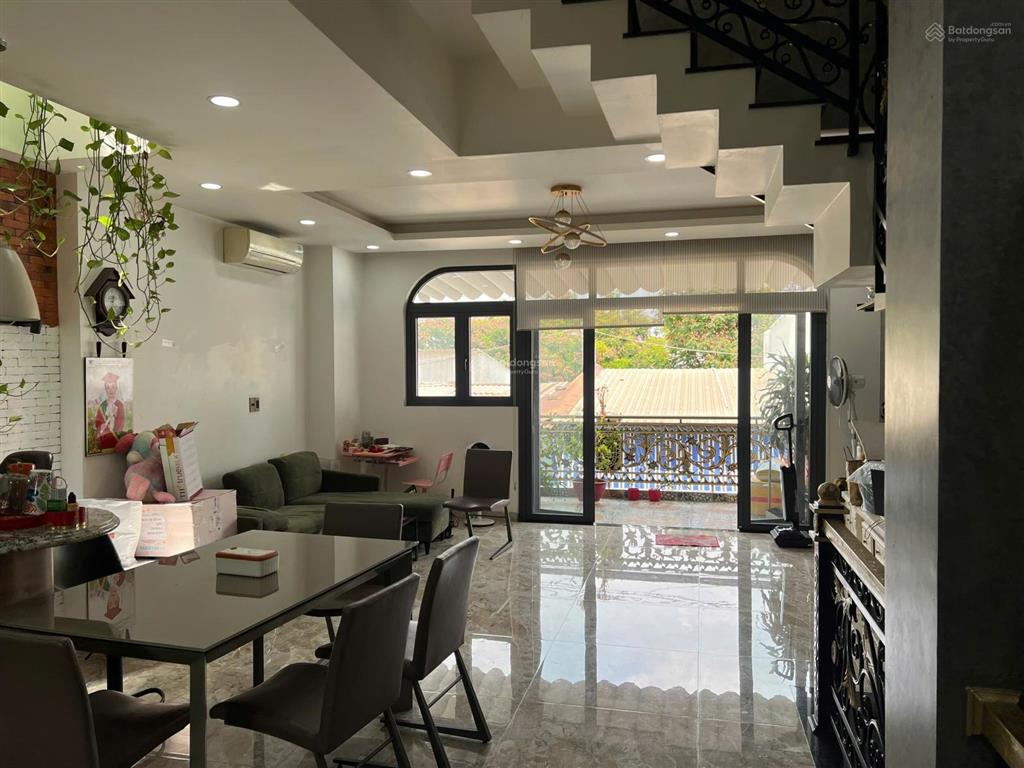 Bán nhà siêu đẹp khu vip kênh tân hóa 6x11 66m2 sàn 164m2 trệt 2 lầu đúc btct giá chỉ 8 tỷ chút