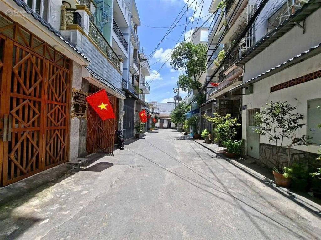 Hẻm xe hơi thông phú thọ hòa 4x14m, 56m2 đúc 4 tầng btct  giá 6,7 tỷ tl
