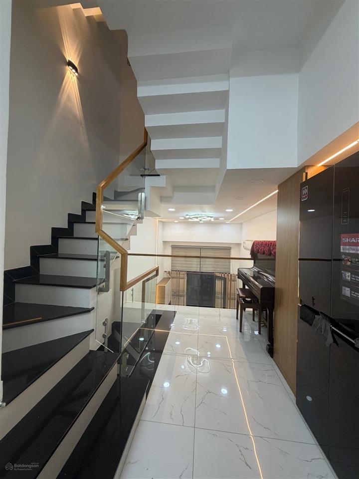 Khu nhà lầu cao tầng tân thành, tân phú, giáp bàu cát 45m² đúc 4 tầng btct  chỉ 6.3 tỷ còn tl