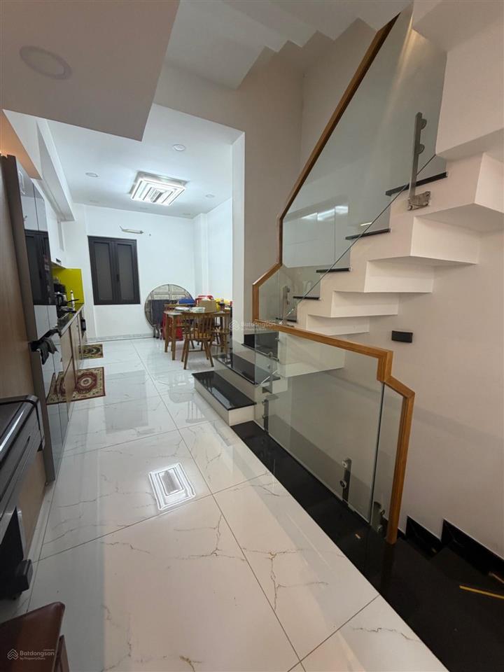 Khu nhà lầu cao tầng tân thành, tân phú, giáp bàu cát 45m² đúc 4 tầng btct  chỉ 6.3 tỷ còn tl