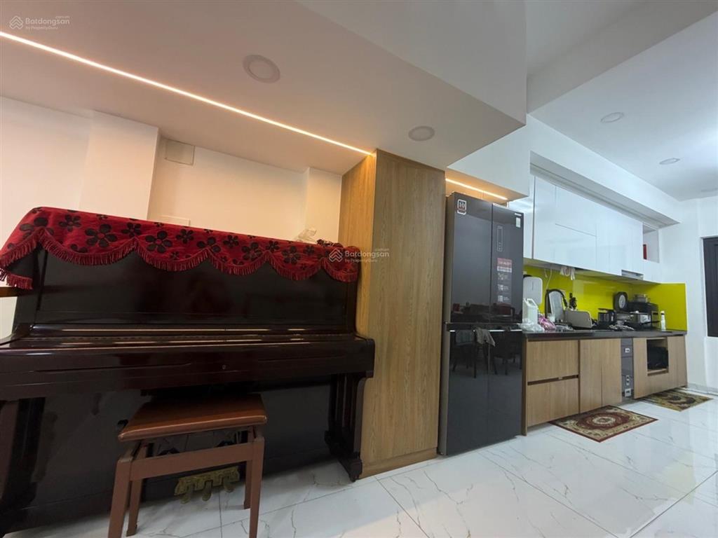 Khu nhà lầu cao tầng tân thành, tân phú, giáp bàu cát 45m² đúc 4 tầng btct  chỉ 6.3 tỷ còn tl