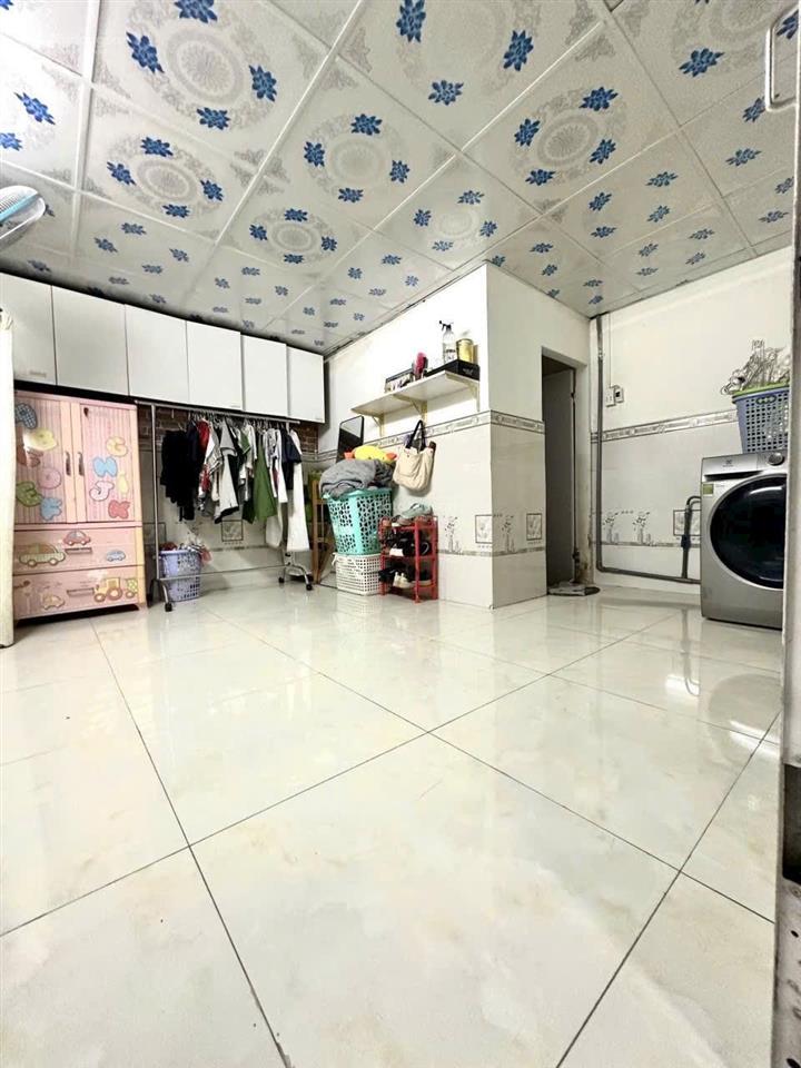 Bán nhà đường âu cơ, 4x15m, 60m2, 2 tầng, giá 4,9 tỷ còn tl