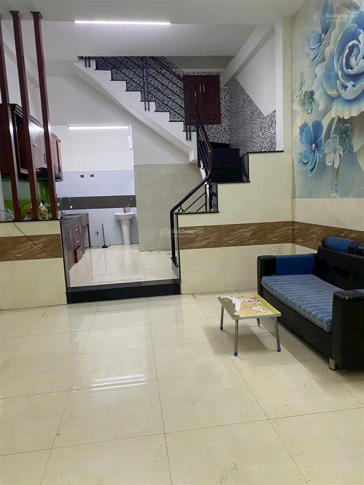 Bán nhà hẻm đẹp tân sơn nhì tân phú 4x11 đúc btct 2 tầng 2 phòng giá 4,19 tỷ còn bớt