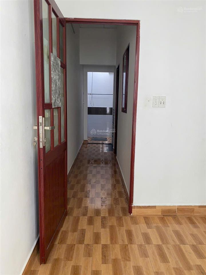 Bán nhà hẻm đẹp tân sơn nhì tân phú 4x11 đúc btct 2 tầng 2 phòng giá 4,19 tỷ còn bớt