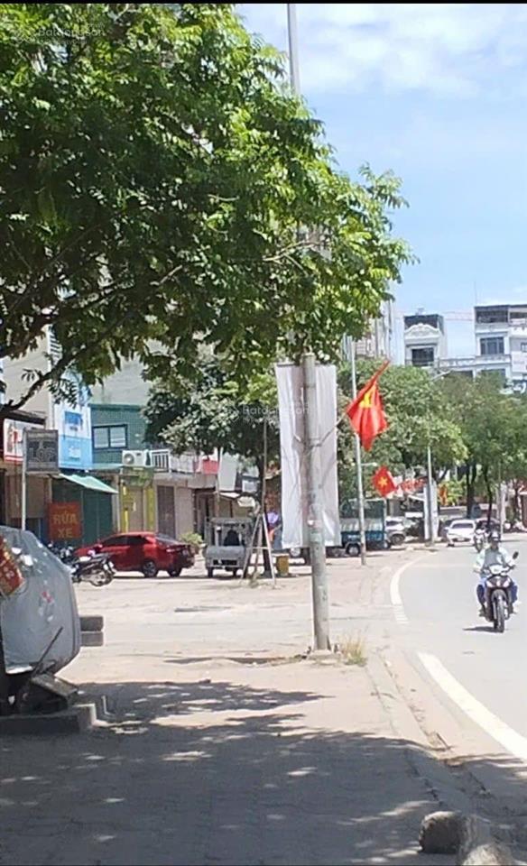 Bán đất mặt đường lê trọng tấn  vỉa hè 10m  hơn 15 tỷ