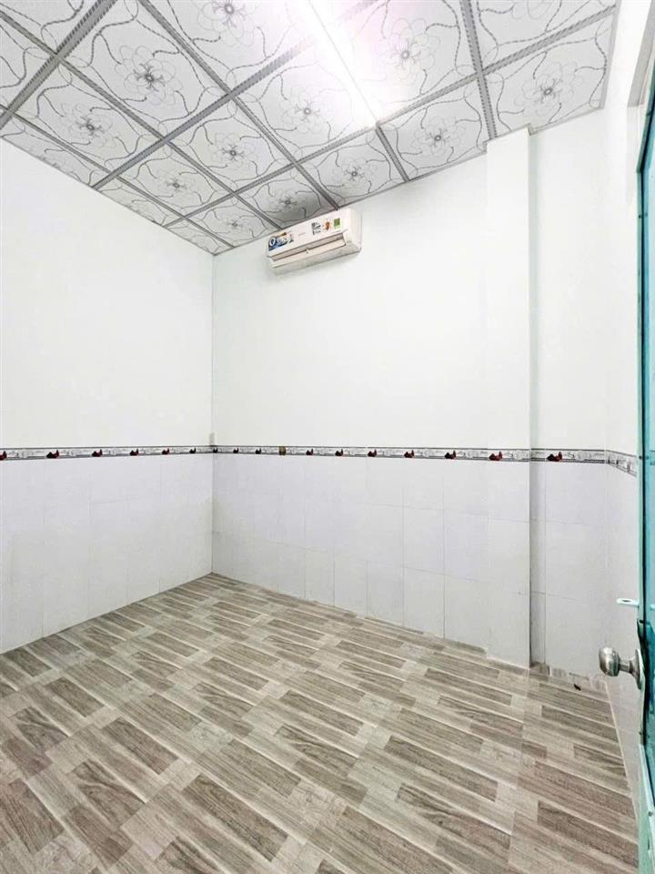 20. Nhà 2 phòng ngủ hẻm 127 Võ Văn Kiệt – Giá chỉ 5 triệu