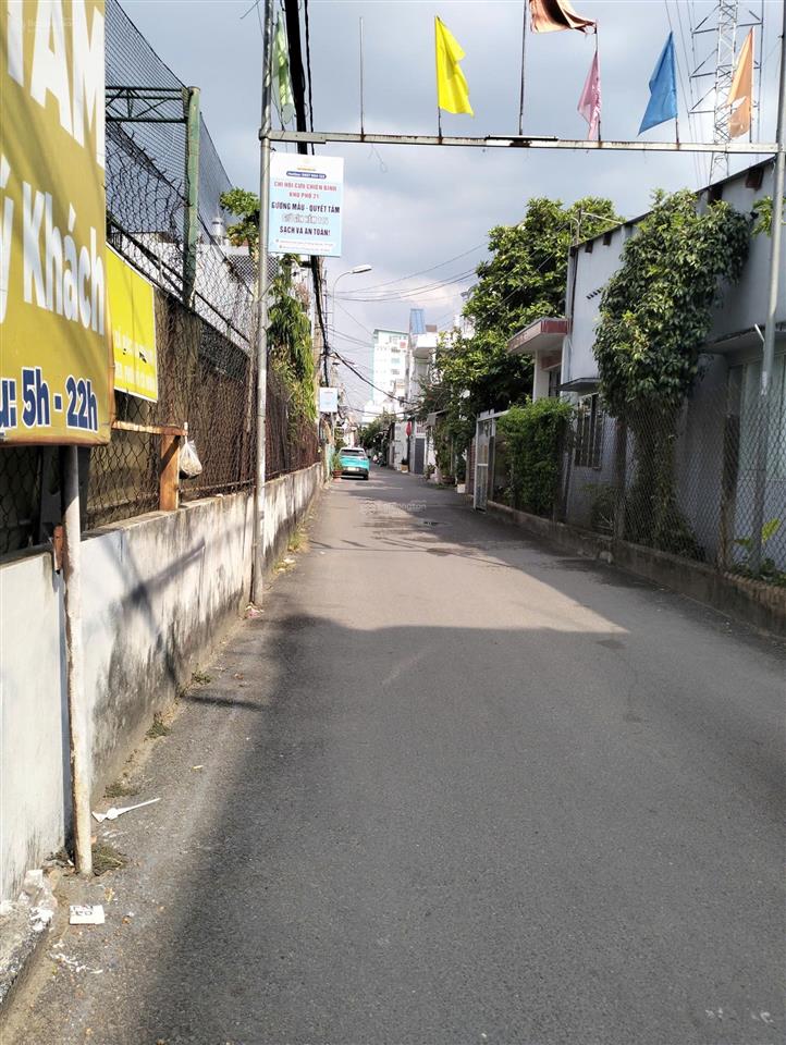 Ngộp cần bán gấp nhà cấp 4, tiện xây chdv, 110m2, nở hậu, hẻm oto thông