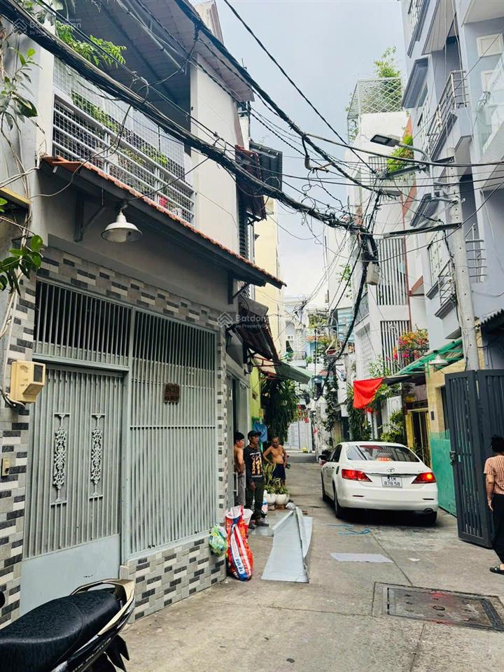 Nhà hẻm xe hơi nguyễn kiệm 2 mặt tiền trước sau, 2 tầng 4pn, 76m2. nhà còn mới vào ở ngay