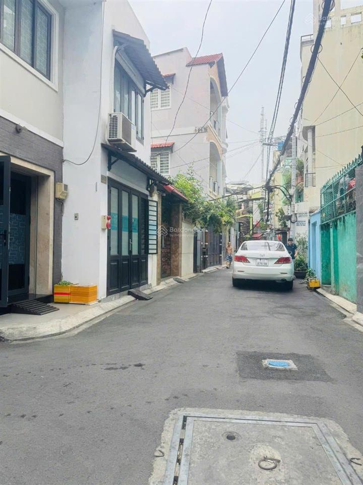 Nhà hẻm xe hơi nguyễn kiệm 2 mặt tiền trước sau, 2 tầng 4pn, 76m2. nhà còn mới vào ở ngay