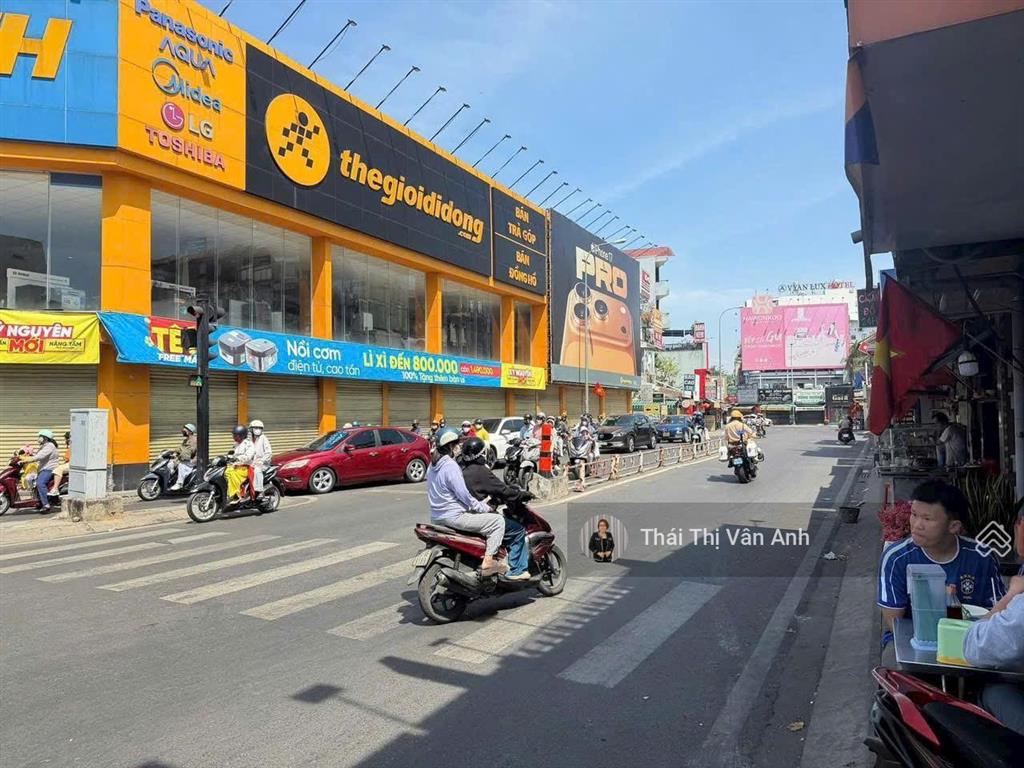 Bán nhà mặt tiền tân bình khu sân bay 9x30m nh  2 tầng  60 tỷ về 52 tỷ  hđt 40 tr/th