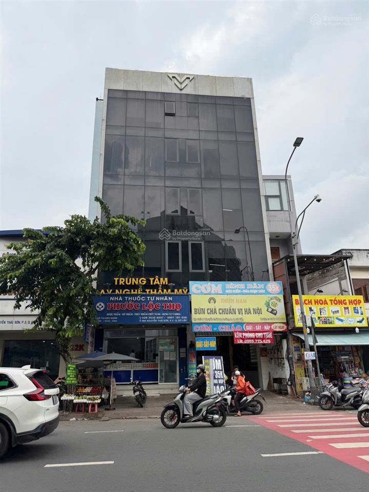 Bán tòa nhà mặt tiền nguyễn xí đoạn 2 chiều  18x46m  6 tầng hđt 300 triệu/tháng  giá 115 tỷ tl