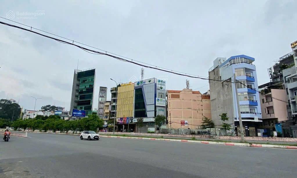 Bán đất tặng kèm gpxd toà nhà 2 hầm 6 tầng mt nguyễn hữu cảnh  20x15m  92 tỷ về 68 tỷ