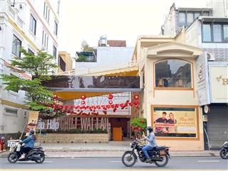 Bán nhà mặt tiền phan đình phùng, quận phú nhuận, 13x20m, cấp 4, 109 tỷ giảm về 99 tỷ tl