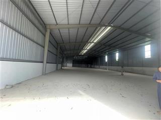 Cho thuê 1000m nhà xưởng mới dựng, khung thép chắc chắc, xe container đỗ cửa