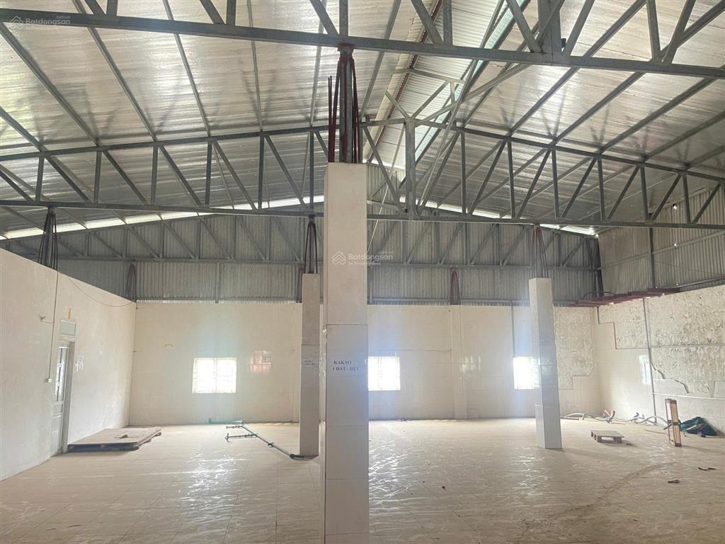 Cho thuê xưởng 900m tại vân phúc nay là xã phúc lộc