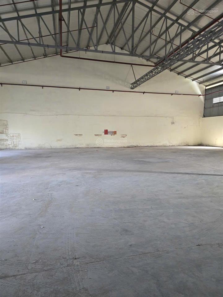 Cho thuê xưởng diện tích 600m2 xe container vào tại đan phượng
