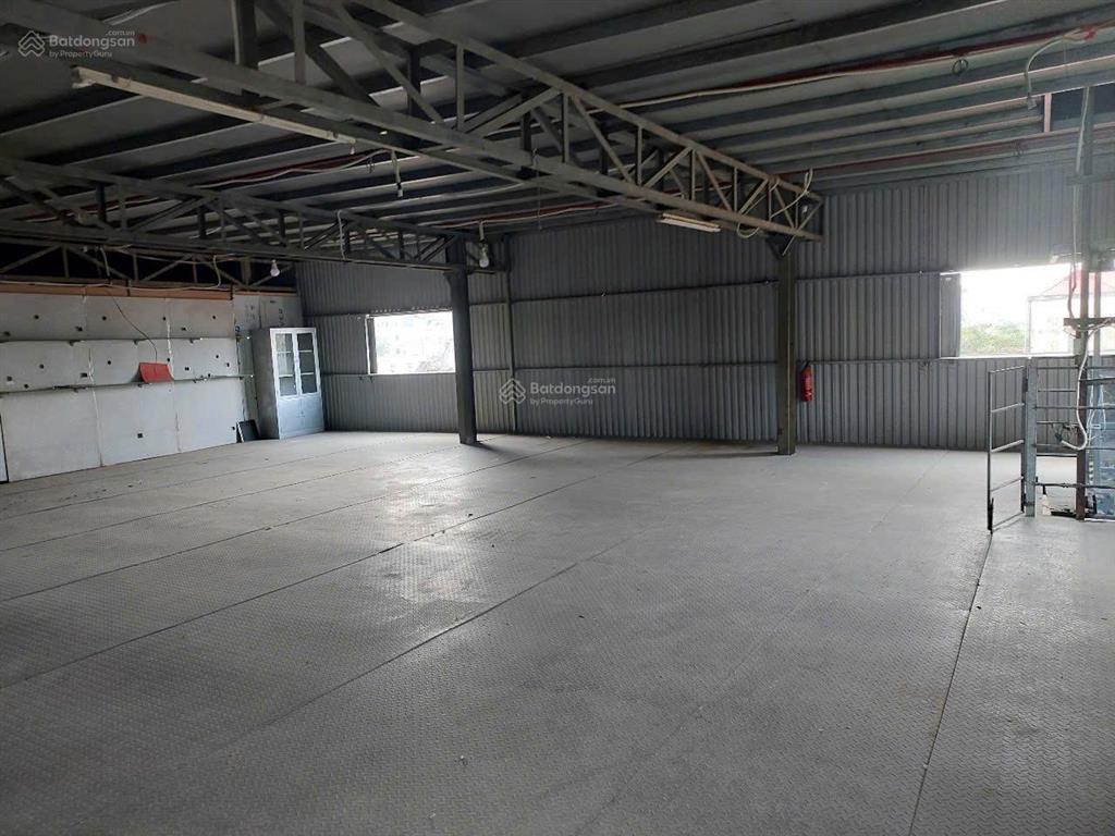 Cho thuê xưởng 2 tầng tại tân lập, tổng diện tích là 700m²