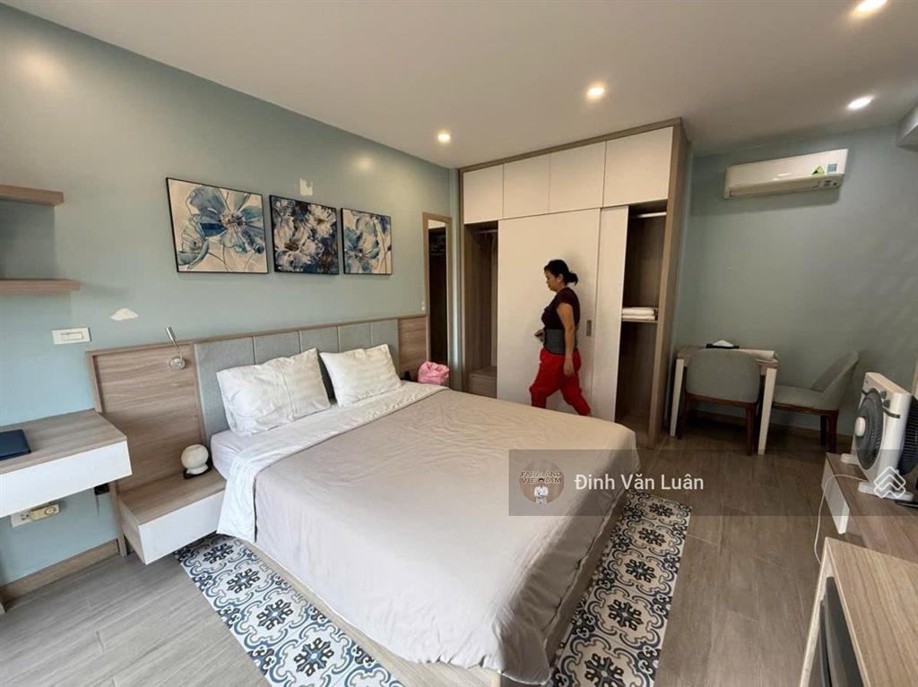 Lô góc! pl 2 ô tô, 8 tầng 1 tum, 80m2, mt 7.2m, giá 35 tỷ