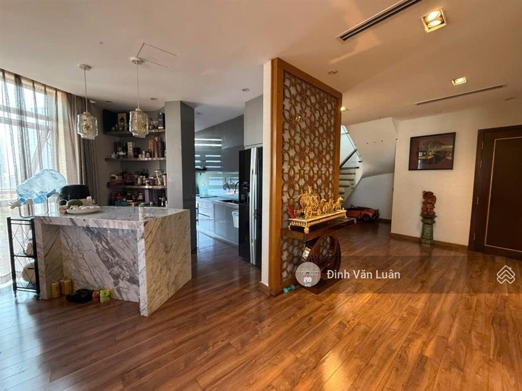 Lô góc! pl 2 ô tô, 8 tầng 1 tum, 80m2, mt 7.2m, giá 35 tỷ
