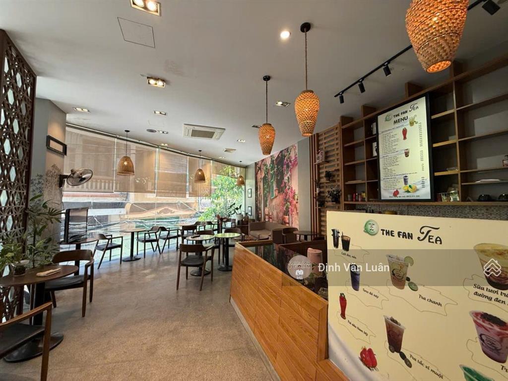 Lô góc! pl 2 ô tô, 8 tầng 1 tum, 80m2, mt 7.2m, giá 35 tỷ