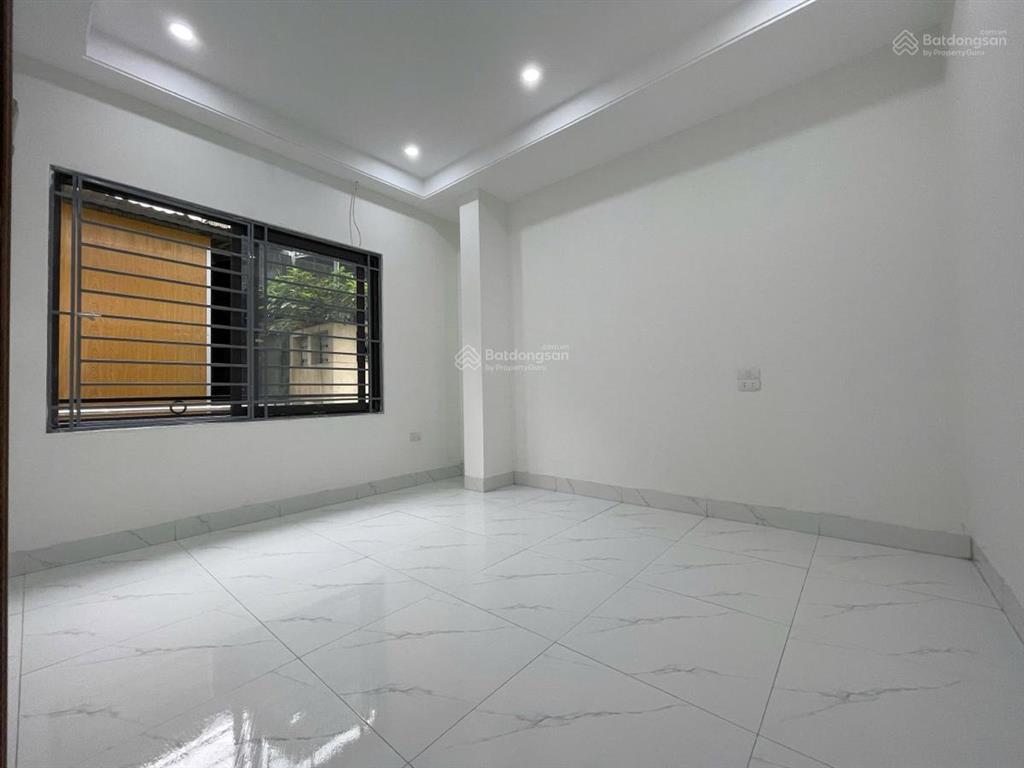 7 phòng ngủ, 16 triệu/tháng, lô góc thoáng sáng, nguyên căn mới tinh, gần ô tô, chỉ 16 tr/tháng