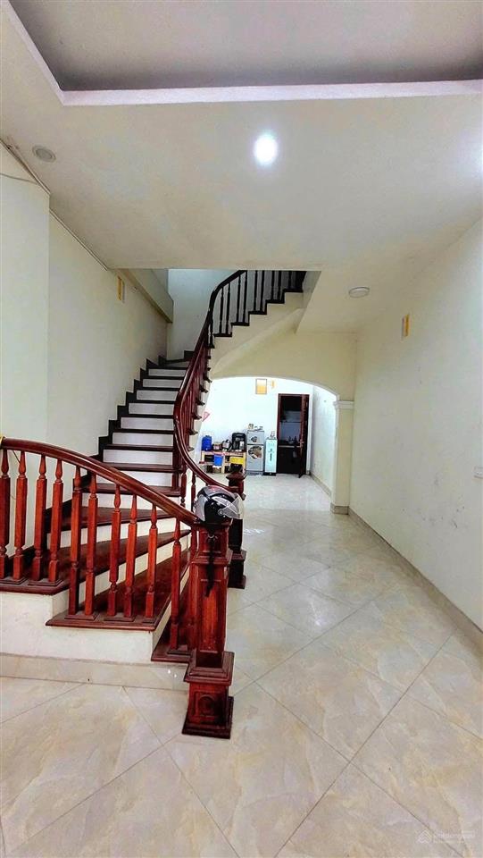 Đường 2 ô tô tránh, 65m2 x 4t, mt 5m, giá 16 tr/tháng