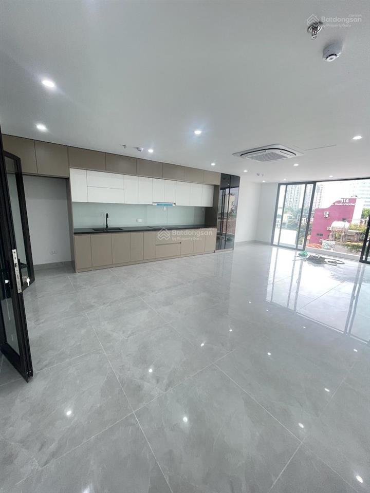 7t thang máy đường 2 ô tô 320 tr/m2, 2 thoáng, view hồ đẳng cấp