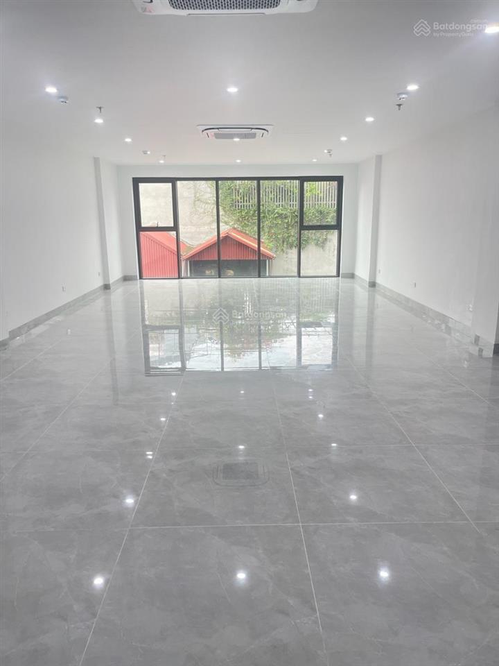7t thang máy đường 2 ô tô 320 tr/m2, 2 thoáng, view hồ đẳng cấp