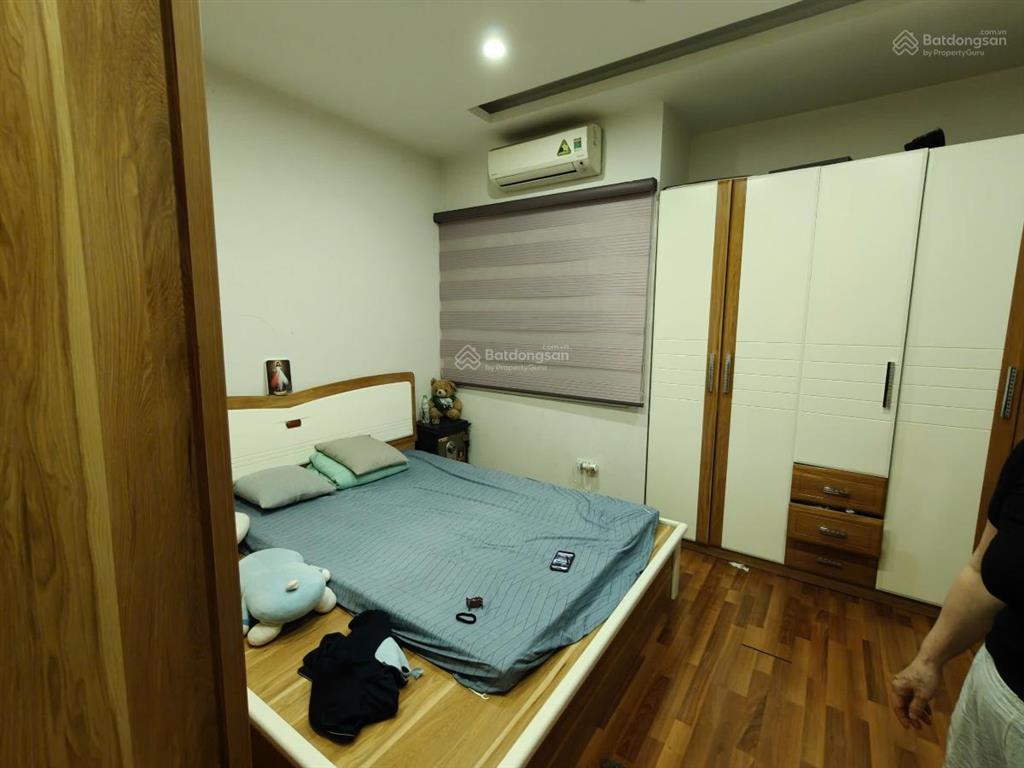Đường 2 ô tô tránh, rất phù hợp làm vp, phòng khám,... 50m2 x 5t, mt 5m, giá 35 tr/tháng