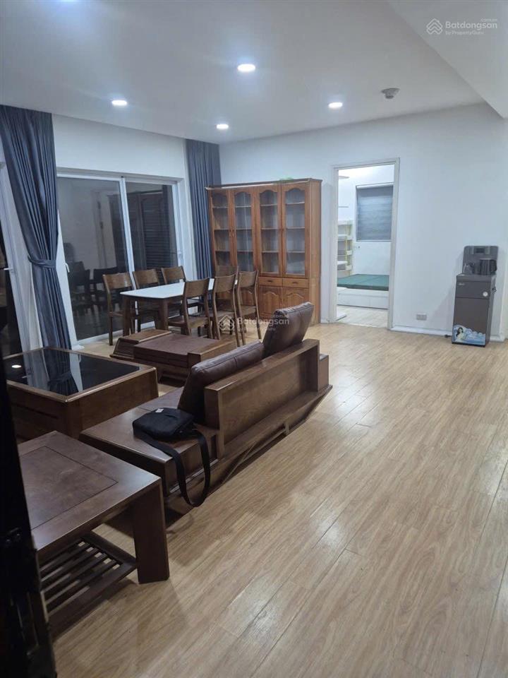 111m2, 2 phòng ngủ 2 vs, full đồ như ảnh, 20 tr/tháng