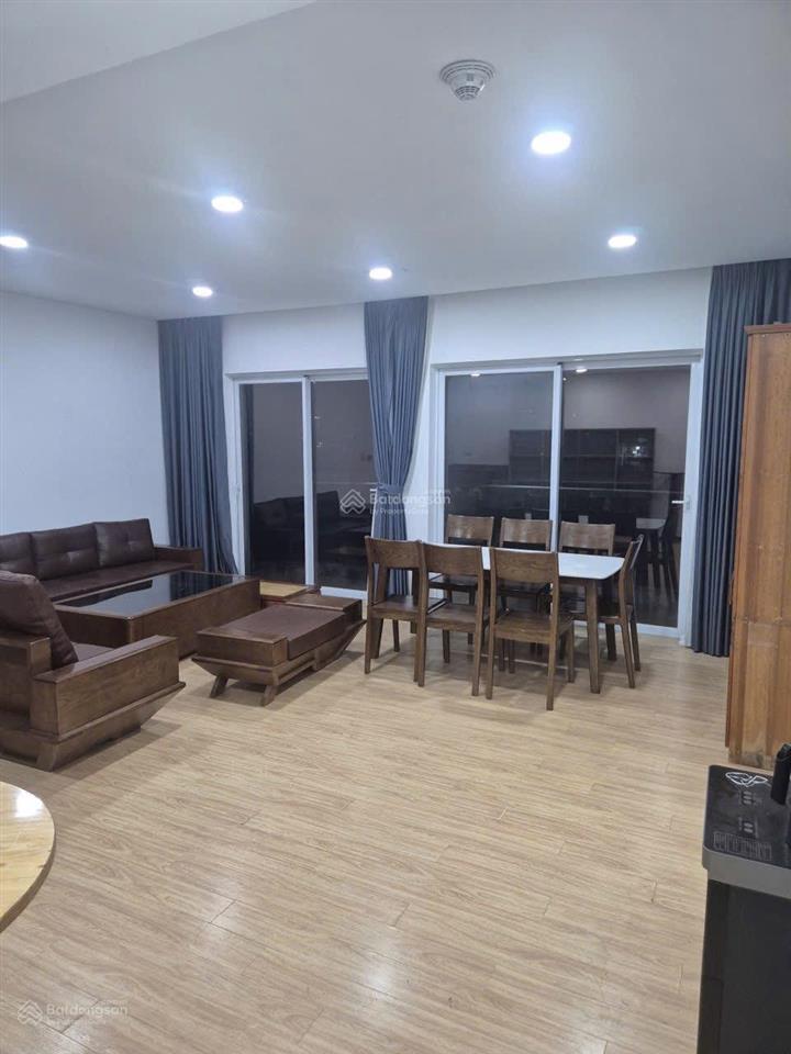 111m2, 2 phòng ngủ 2 vs, full đồ như ảnh, 20 tr/tháng