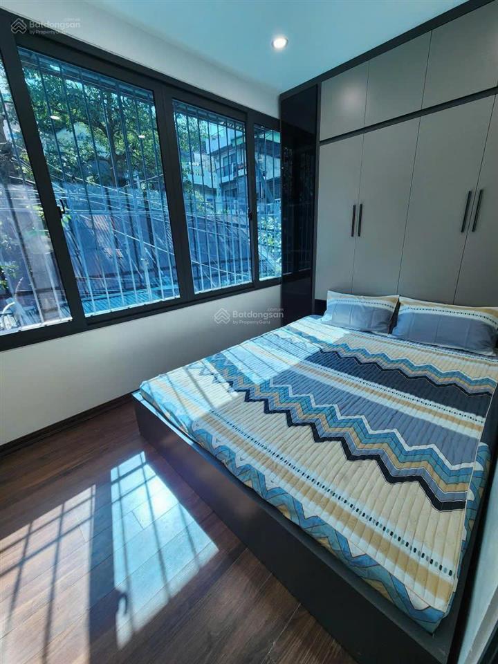 2 ngủ (hoặc 1 ngủ 1 khách), 62m2 full đồ, 1 bếp, 1 vs, 5 tr/tháng