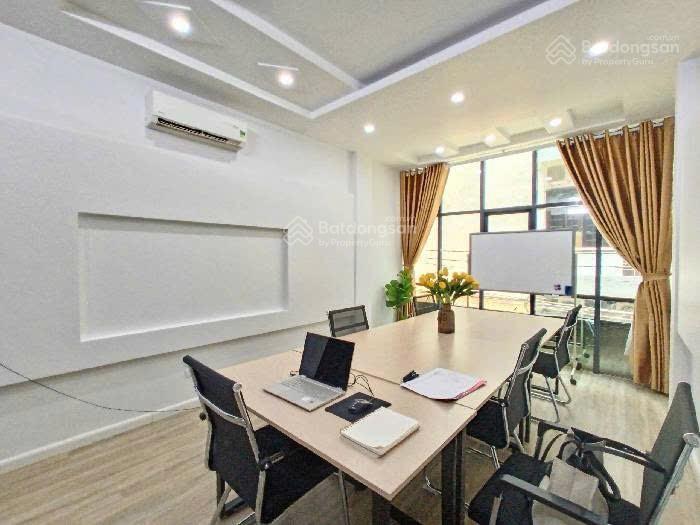 Đường 2 ô tô + vỉa hè, phù hợp làm vp, nhà mới 45m2 x 5t, mt 4m, giá 22 tr/tháng