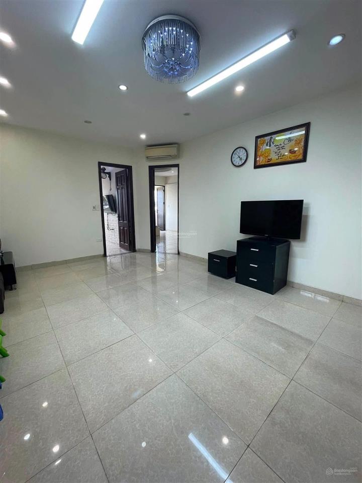 72m2, 2 ngủ 2 vs, 1 khách, 1 bếp, 8.5 tr/th, full đồ đầy đủ pccc, điện nước giá dân