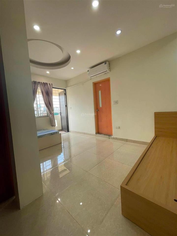 72m2, 2 ngủ 2 vs, 1 khách, 1 bếp, 8.5 tr/th, full đồ đầy đủ pccc, điện nước giá dân