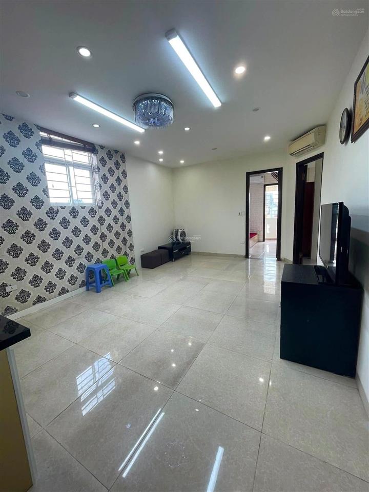72m2, 2 ngủ 2 vs, 1 khách, 1 bếp, 8.5 tr/th, full đồ đầy đủ pccc, điện nước giá dân