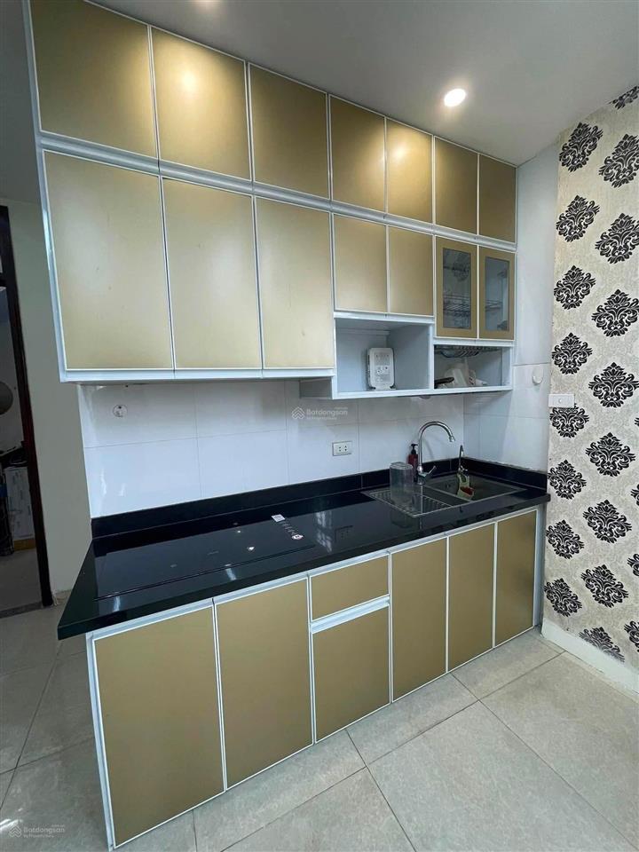 72m2, 2 ngủ 2 vs, 1 khách, 1 bếp, 8.5 tr/th, full đồ đầy đủ pccc, điện nước giá dân