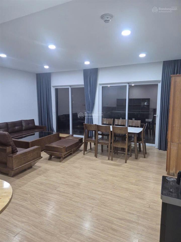 75m2, 2 ngủ 2 vs, 1 khách, 1 bếp, 8.5 tr/th, full đồ đầy đủ pccc, điện nước giá dân