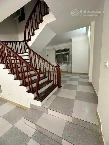 Ô tô vào tận nhà, kinh doanh, 7 ngủ, 70m2 x 5t, mt 5m, giá 17 tr/tháng