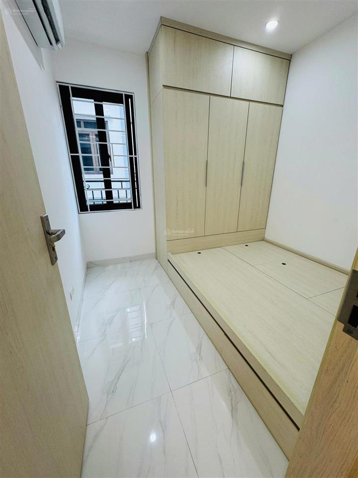 Đóng 1 cọc 1, 2 ngủ 1 vs, nhà mới tinh, full đồ, đầy đủ pccc, thang máy, 45m2