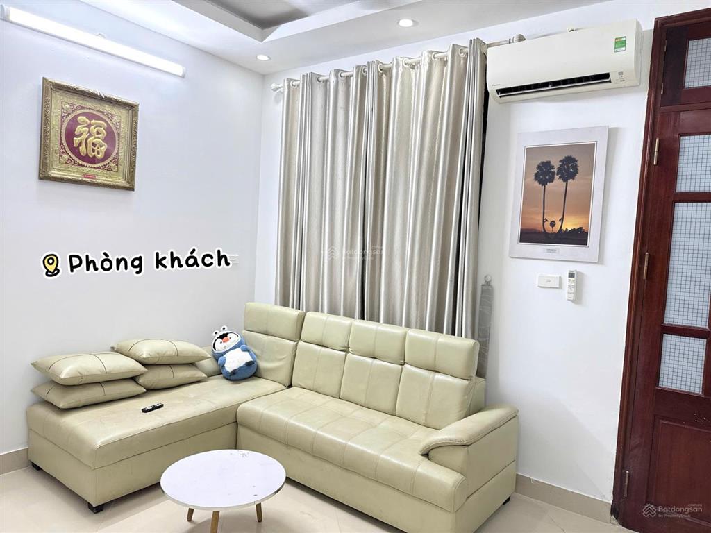 Đường 3 ô tô, vừa ở vừa kinh doanh, 40m2 x 4t, chỉ 10 triệu/tháng