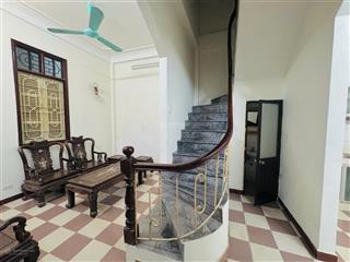 3  4 ngủ, 1 bếp, 1 khách, 11 tr/tháng, ngõ thông, 2 thoáng, full đồ